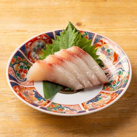 真鯛のお造り/カンパチのお造り/鯵のお造り/生しらす