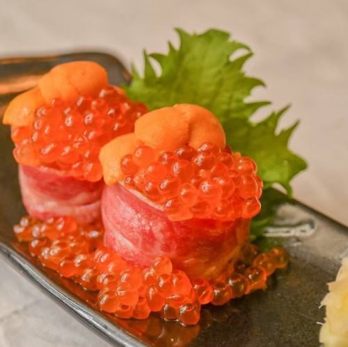 うにくら寿司　黒毛和牛＋うに＋いくら１貫