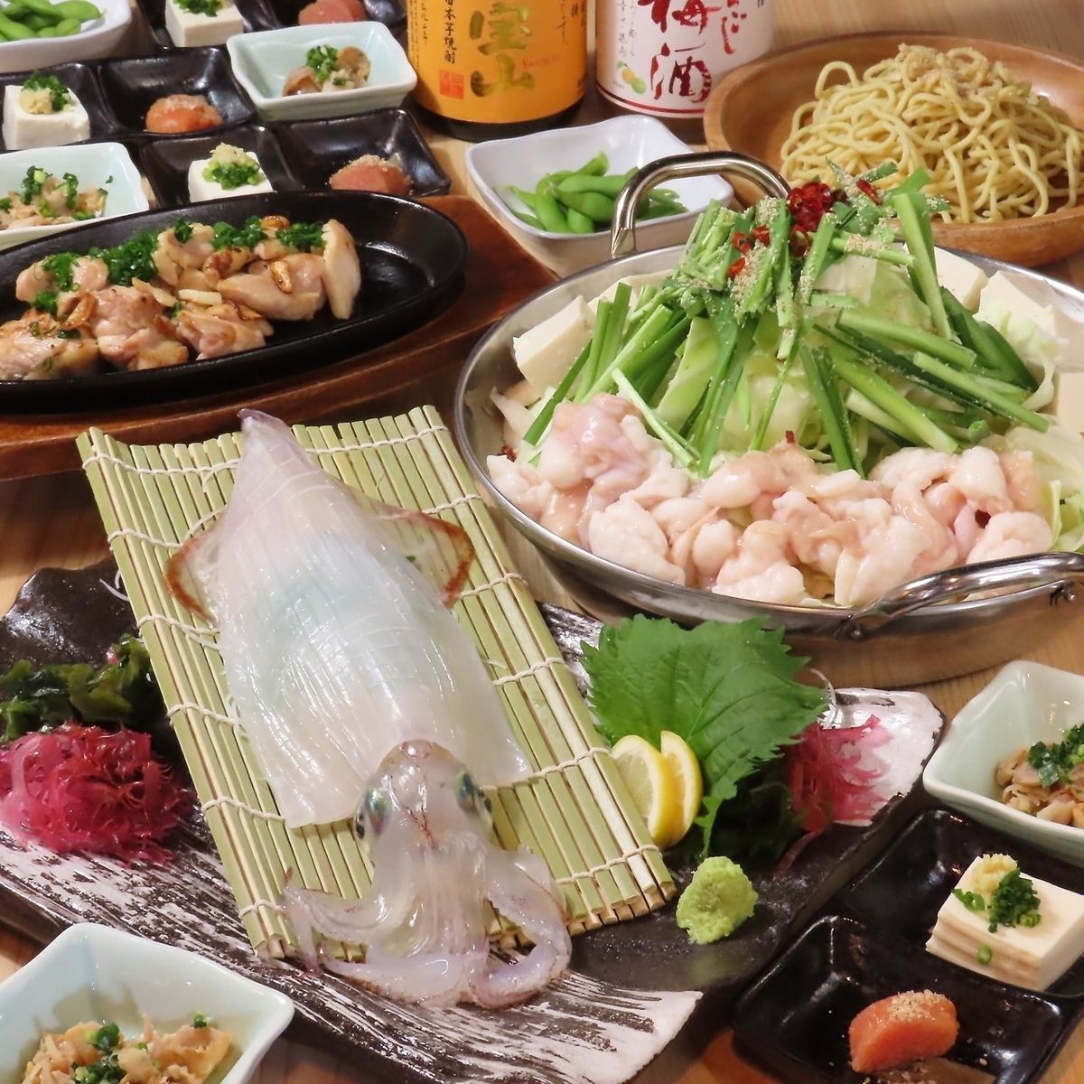 あの名店の味を引き継いだもつ鍋、イカの活き造りとこだわりの料理をお楽しみください