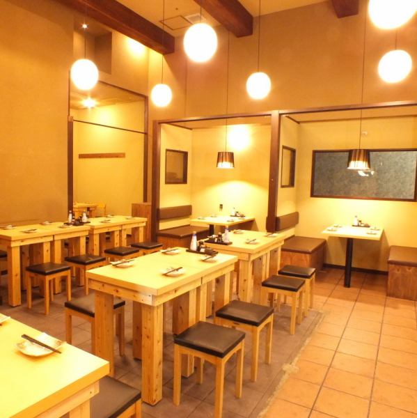 [Private] is available from 40 people to up to 96 people ◎ Up to 120 people at the time of buffet is OK! It can be used in various scenes of various banquets! Preview of the secretary is also welcome ♪ 47 prefectures nationwide All-you-can-drink over 100 kinds of sake carefully selected from among ♪ Fresh seafood is purchased every day, and excellent sake is offered with excellent dishes