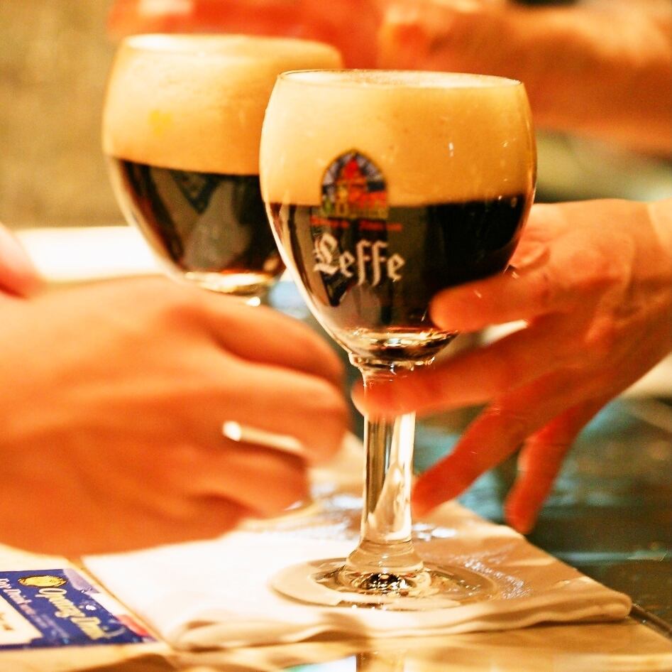 ベルギービールも飲み放題の宴会コースを各種ご用意しております