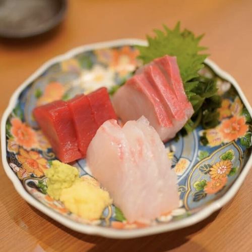 Fresh sashimi from Yanagibashi Market