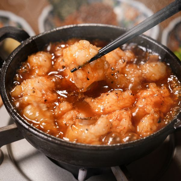 国産牛ホルモンの鉄板焼き