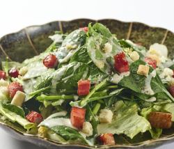 Spinach and bacon salad