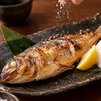 【3小时畅饮】8道菜套餐“月花”，包含5件渔港新鲜刺身拼盘、大分县名菜炸鸡天妇罗和当日烤鱼 - ¥6420 ⇒ ¥5500