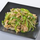 Stir-fried shredded pork and green peppers (chinjaorusu)