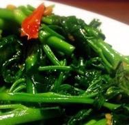 Pad Pakbun (Stir-fried spinach)