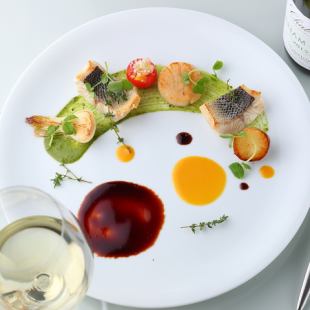 [Private room selection available] Prix fixe course with main choice + toast sparkling (café free until 3:00pm)