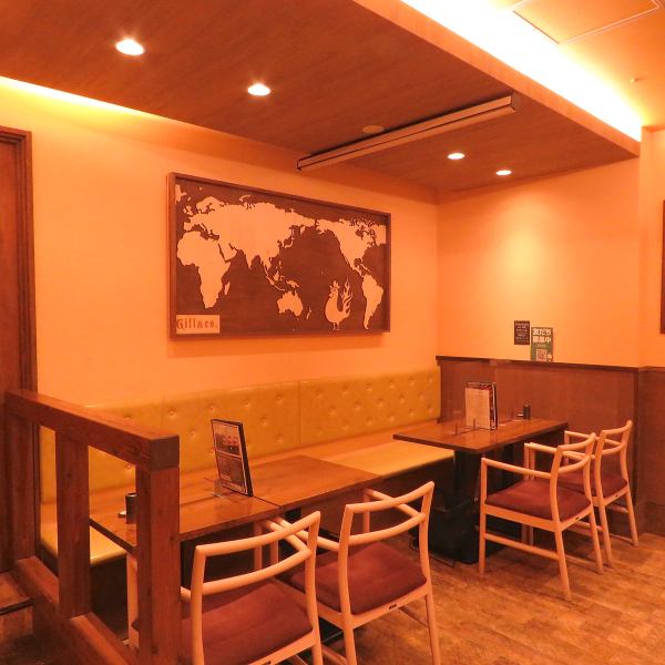 A fashionable bar that specializes in yakitori, which is rare in Kokura♪ The location is great, just 3 minutes from Kokura Station◎In addition, the interior is stylishly decorated with wood as the base color.There is also a smoking room in the store, so it is recommended for those who don't like smoking! Please come and visit us.