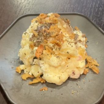 名物！ 燻製ポテトサラダ