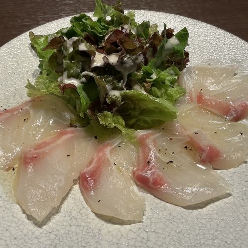 まだいの燻製カルパッチョ