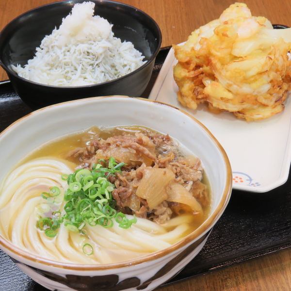 [It is a udon shop filled with love from Awaji Island] Use Awaji Island materials such as onions, Awaji beef and free-range eggs from Awaji Island