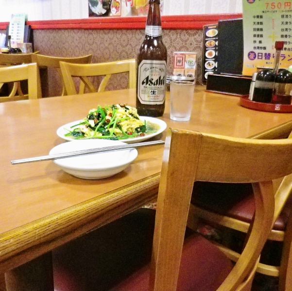 4名様テーブル×5卓をご用意しております。ご家族でのご利用にも最適です♪