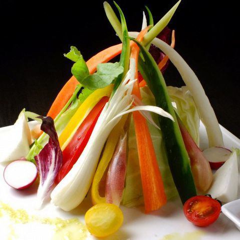 10種新鮮生蔬菜拼盤