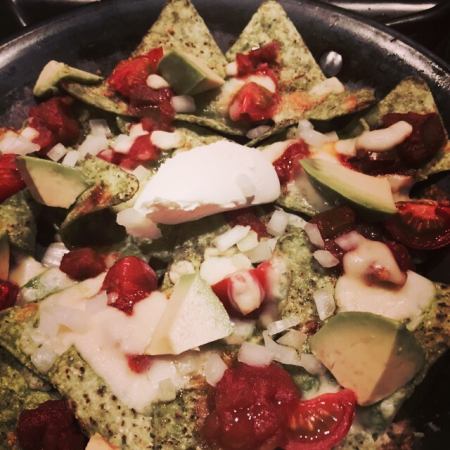 Nachos with avocado chips (with chili con carne)