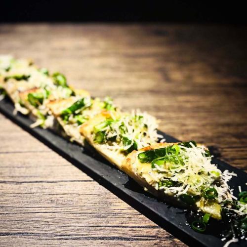 NEW! Thin-crust pizza with asparagus and boiled whitebait

#barjayco #Shinjuku bar #Shinjuku bar #Shinjuku dining bar #Shinjuku cocktail #vegetable cocktail #Shinjuku dinner #Shinjuku gourmet #Shinjuku vegetables #Shinjuku sweets #vegetable dishes