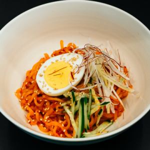 ビビン麺