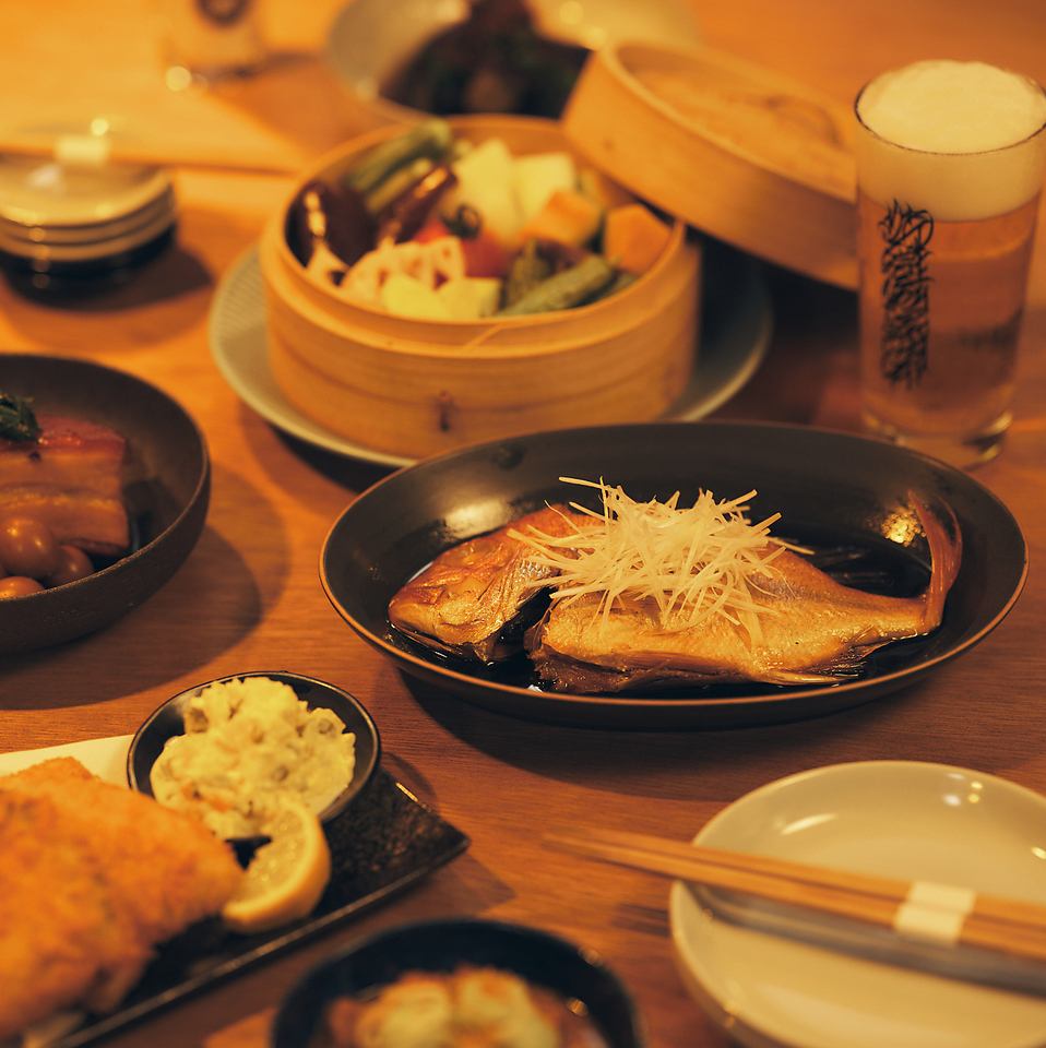 観光にも◎定番の沖縄料理や県産食材を使ったメニューをご用意！