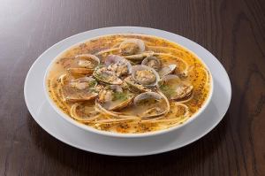 アサリの塩味のスパゲッティ～SPAGETTI ALLA VONGOREBIANCHI～