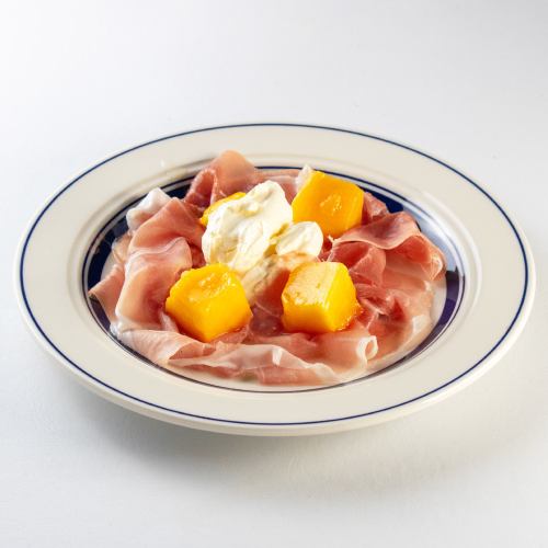 意大利熏火腿和芒果蜂蜜马斯卡彭奶酪