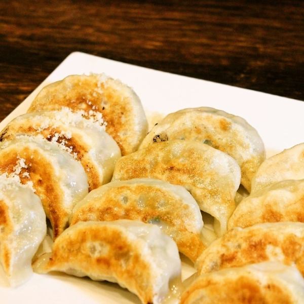 All-you-can-eat gyoza to order!