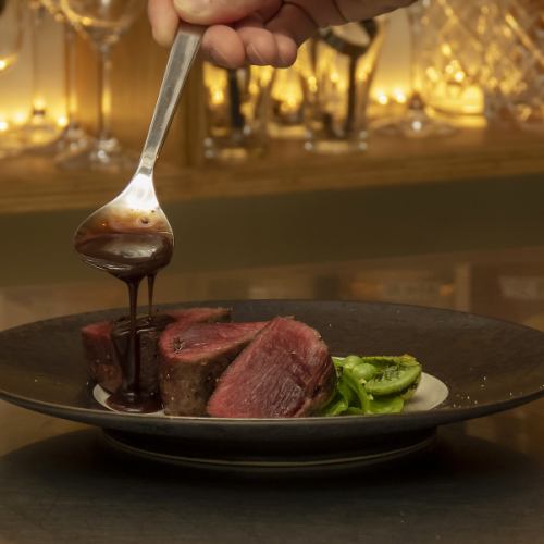 国産黒毛和牛の肉料理