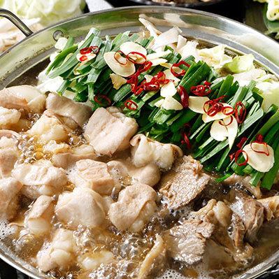 ■宴会に！もつ鍋・霜降り馬刺しを味わう宴会コース2999円～