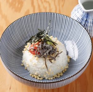 明太子と塩昆布の出汁茶漬け