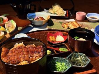 【鰻会席】三河一色産うなぎ、季節の食材を堪能できる。全8品9,350円(税込)