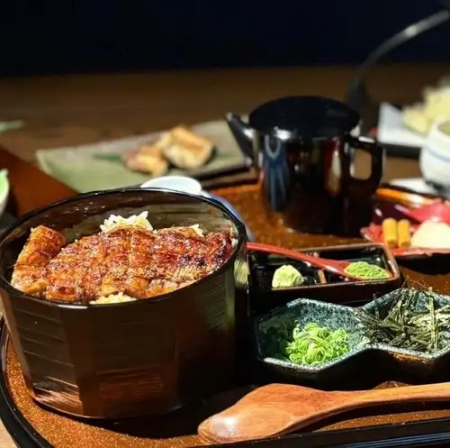 【鰻会席】全8品9350円