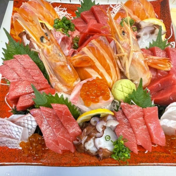 【絶対満足】料理7品おまかせコース！刺身や揚物と〆の鶏白湯にデザート付き