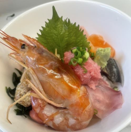 ランチ海鮮丼