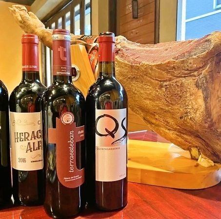 お昼からお酒とスペイン料理をお楽しみ頂けます♪