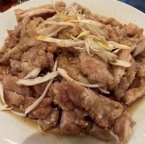 Deep fried chicken / Fried chicken with sweet and sour sauce / Stir fried chicken with salt and pepper