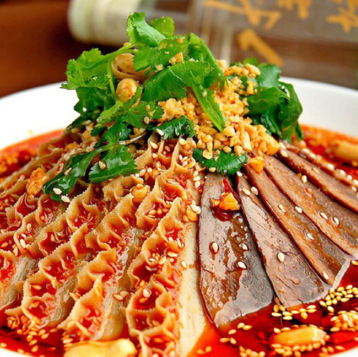 【天満駅から徒歩約4分】本場のスパイス香る本格四川料理を味わえる【四川料理 鴻成】