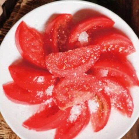 トマト甘味サラダ/キクラゲ酢の味和え/ピリ辛胡瓜/干し豆腐和え(辛味)