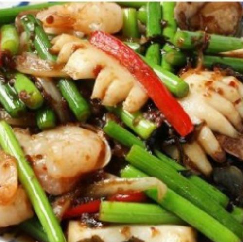 海鮮のバジル辛口ソース炒め/ホタテの葱油かけ