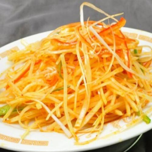 じゃがいも辛口炒め/ニラと豚肉炒め