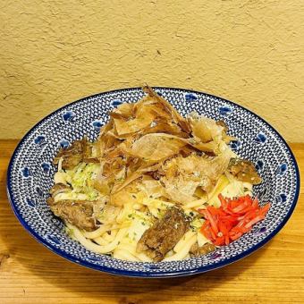 牛すじ焼きうどん