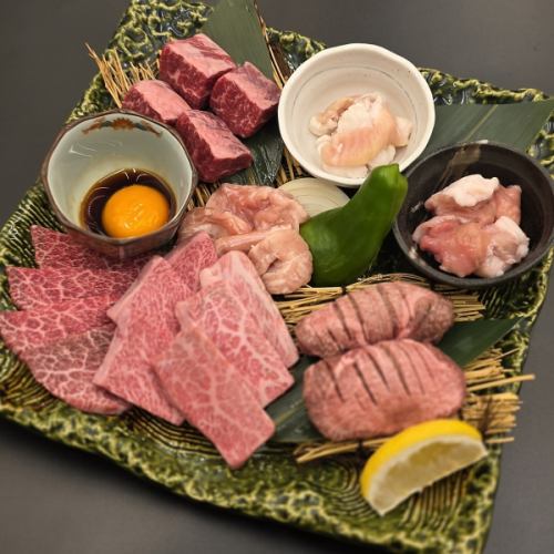 モツの肉次郎盛り合わせ