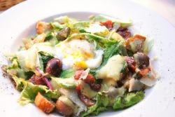 300BONE 風格的凱薩沙拉