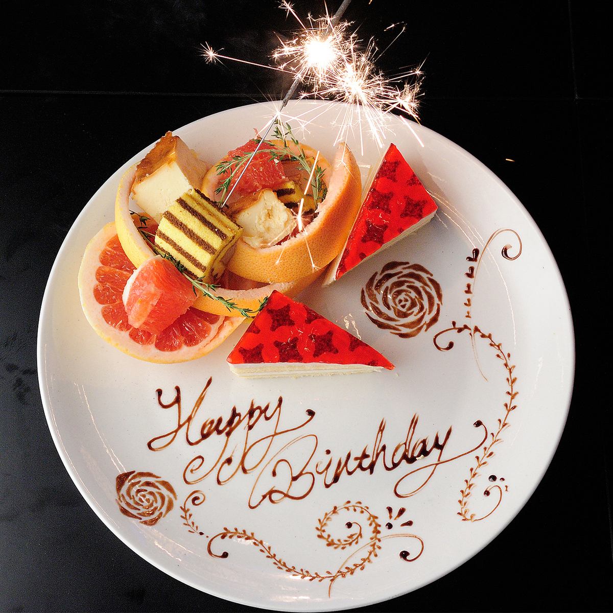 誕生日・記念日プレートあり！食べ飲み放題コースもあり！