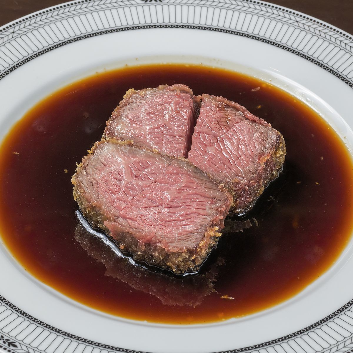 デート向き◎おしゃれな店内でゆっくりおくつろぎくださいませ。