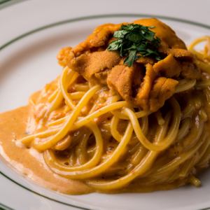 Rich sea urchin cream pasta