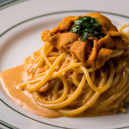 Rich sea urchin cream pasta