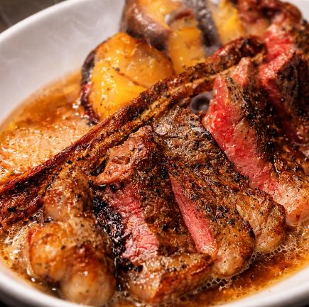 [Bone-in L-bone steak x 10 exquisite dishes] Luxury Italian meat course 8,000 yen