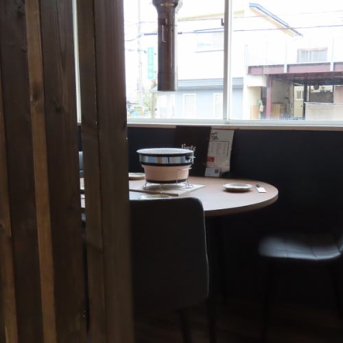 소인수에도 최적인 반개인실 공간에서 즐겁게 야키니쿠를 하려면 미트빌리지★【#홋카이도#아사히카와 탄 #갈비 #아브리노 #연회 #데이트 #여자회 #생일#기념일#개인실#가족#아이 동반#체험#음료 무제한#아사히야마 동물원#해물#징기스칸#이자카야]