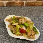 Stir-fried pork with green onions