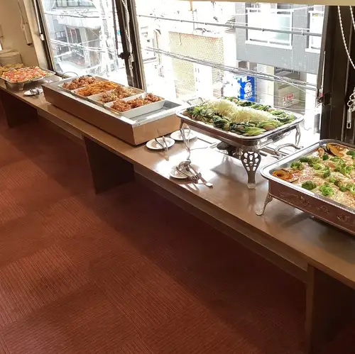Private parties are also possible.