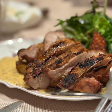 国産鶏もも肉の炭火焼きマスタードマヨネーズソース